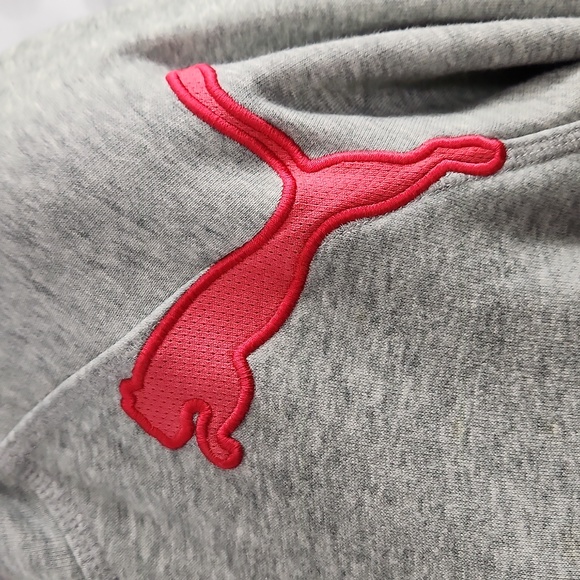 Puma Logo Hoodie - Picture 8 of 11